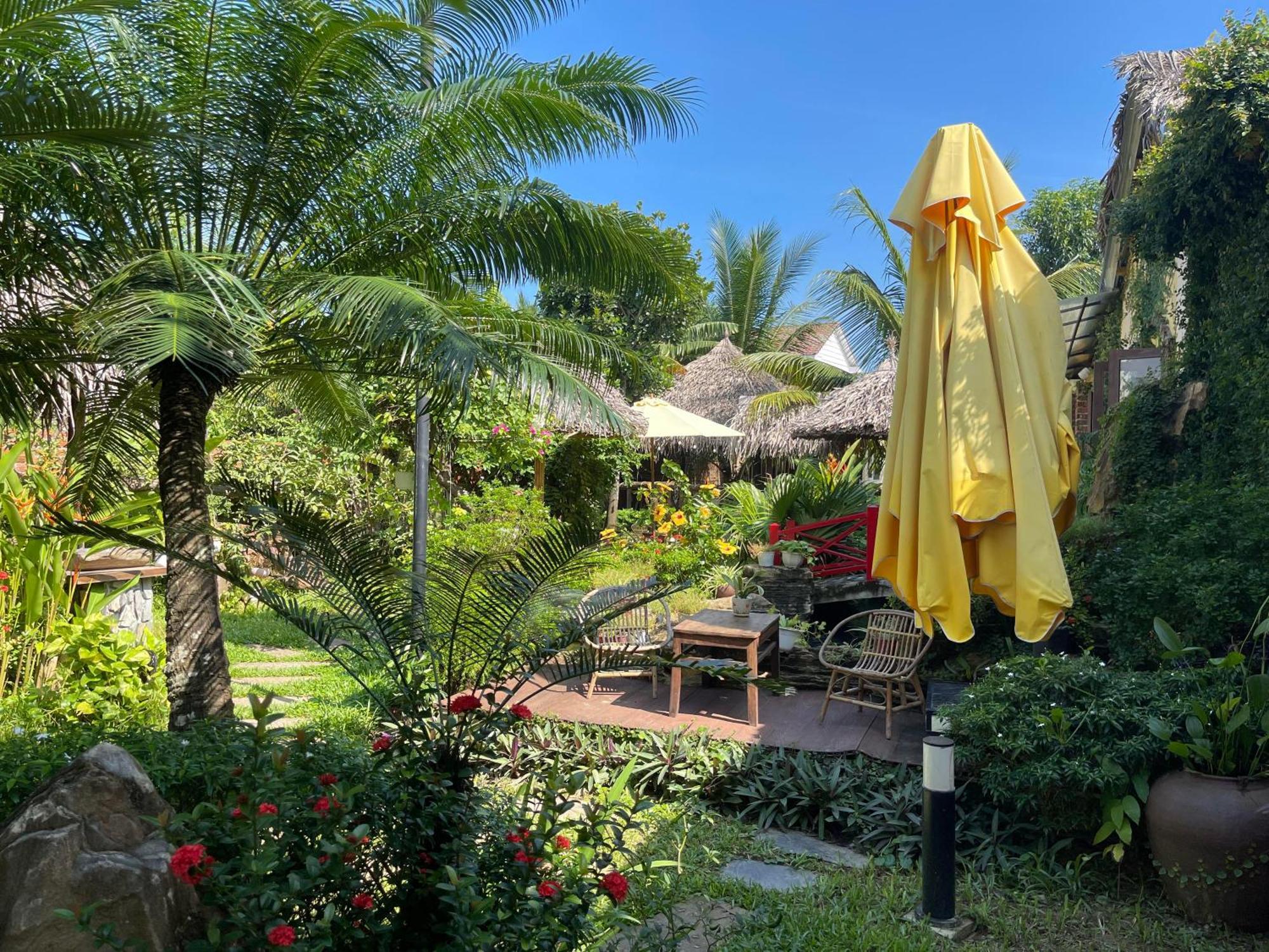 Phoenix Hotel Pool Villa Хойан Экстерьер фото
